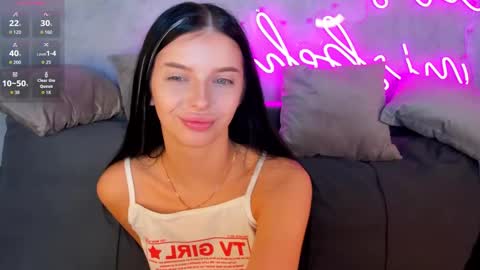 Snapshot of jane_johnston chatting on 5, 11, 2025 Eva online show from 5, 11, 2025