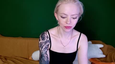 jane_margol1s online show from 21, 12, 2025