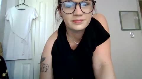 Snapshot of janemaggie chatting on 22, 2, 2026 MaggieJane online show from 22, 2, 2026