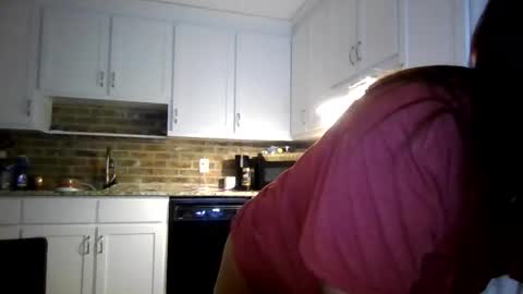 Snapshot of janemaggie chatting on 17, 4, 2026 MaggieJane online show from 17, 4, 2026