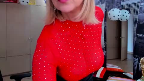 JANE TURNER MILF online show from 30, 6, 2026