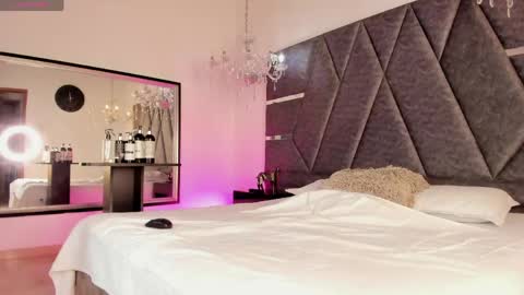 Janna online show from 19, 4, 2026