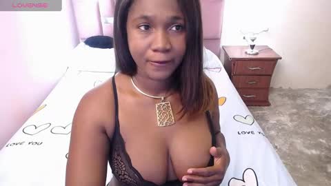 Snapshot of jannadayska chatting on 20, 11, 2025 camila online show from 20, 11, 2025