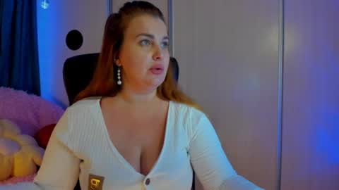 Snapshot of jansylines chatting on 19, 7, 2026 JansyLines online show from 19, 7, 2026