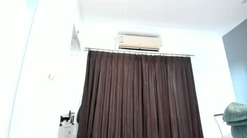 Amelle online show from 27, 1, 2025