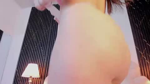 Jaslyn online show from 12, 6, 2026