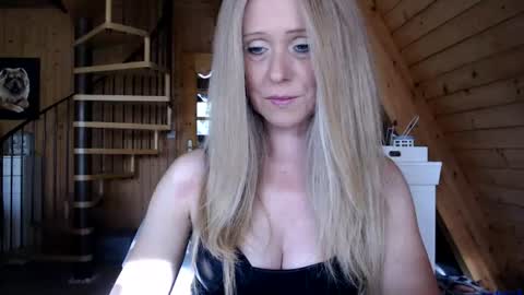 Jasmiiinfox online show from 12, 6, 2026