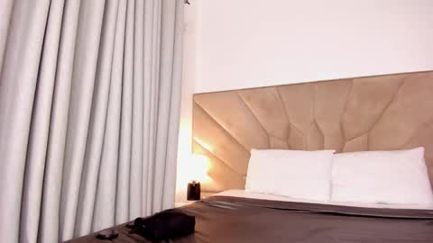 Snapshot of jasmin_melons chatting on 10, 10, 2025 jasmin_melons online show from 10, 10, 2025