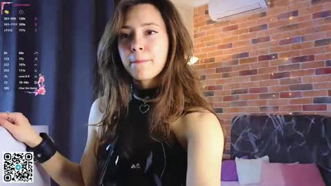Snapshot of jasmindoroti chatting on 27, 10, 2025 Chloe online show from 27, 10, 2025