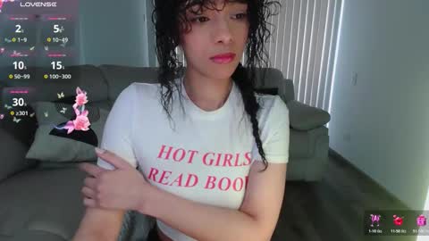 Snapshot of jasmine_019 chatting on 22, 10, 2025 J- next transmission december 4 online show from 22, 10, 2025