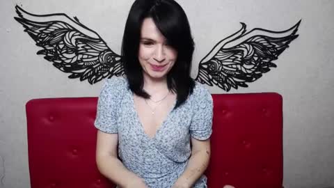 JasmineKouch online show from 9, 2, 2025