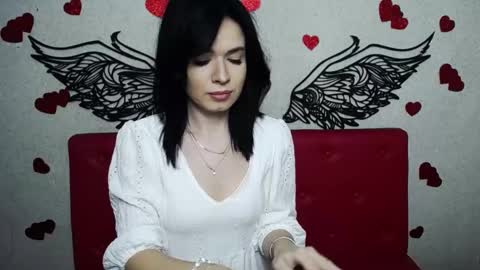 JasmineKouch online show from 12, 2, 2025