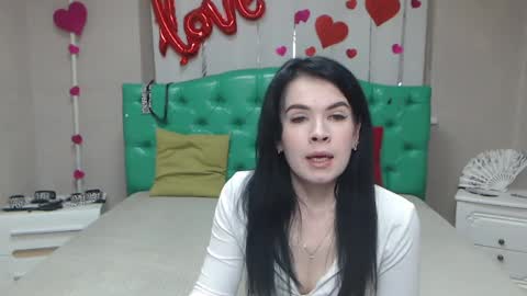 JasmineKouch online show from 1, 4, 2026