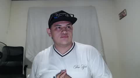 Snapshot of jason_boy_ chatting on 14, 4, 2026 jason_boy_ online show from 14, 4, 2026