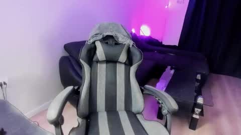 JasoN online show from 30, 4, 2026