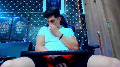 Javier online show from 10, 9, 2025