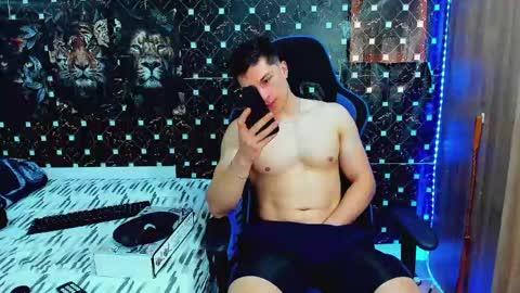 Javier online show from 4, 6, 2026