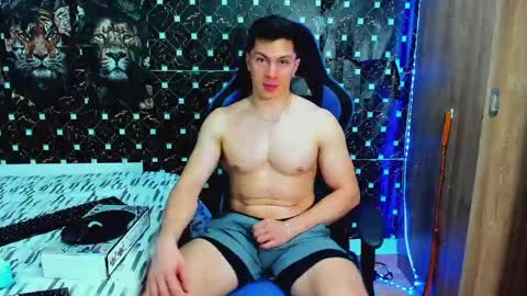 Javier online show from 6, 6, 2026