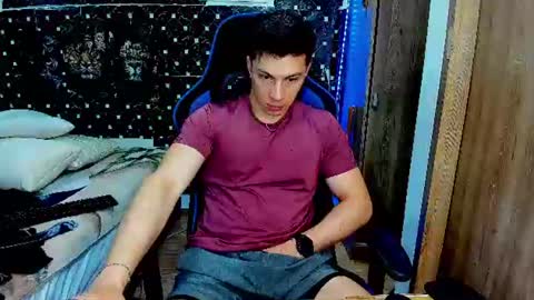 Javier online show from 28, 7, 2026