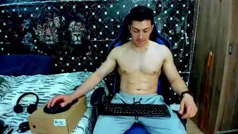 Javier online show from 31, 7, 2026