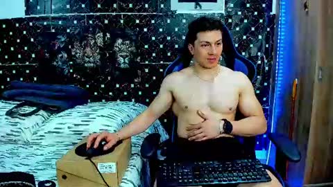 Javier online show from 4, 8, 2026