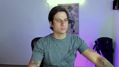 Jay Alvarrez online show from 12, 9, 2025