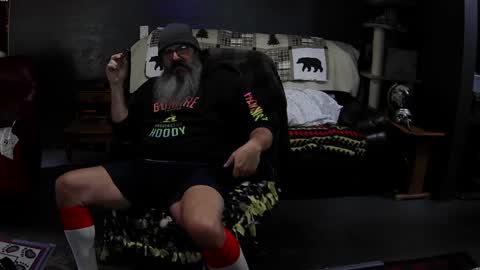 Grand Zaddy or Jay its casual online show from 17, 9, 2025