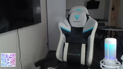 Jayce online show from 22, 4, 2026