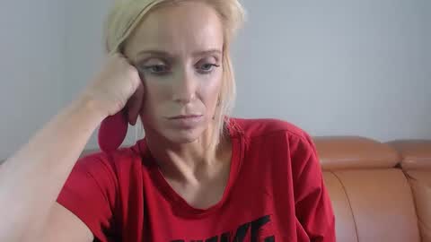Blondie Queen Jayden online show from 28, 5, 2026