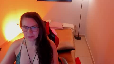 Jazmin online show from 1, 4, 2026