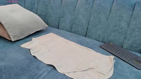 Jasmine  online show from 9, 3, 2025