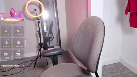 jazmyn6969 online show from 23, 10, 2025