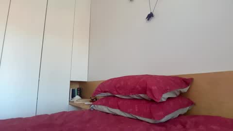 jbearbearbear online show from 1, 10, 2025