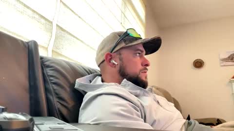 jbills910910 online show from 18, 3, 2026