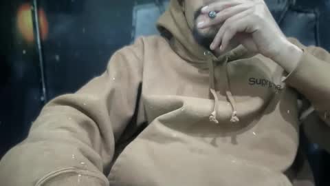 Snapshot of jbloxs chatting on 25, 10, 2025 Royal Family online show from 25, 10, 2025