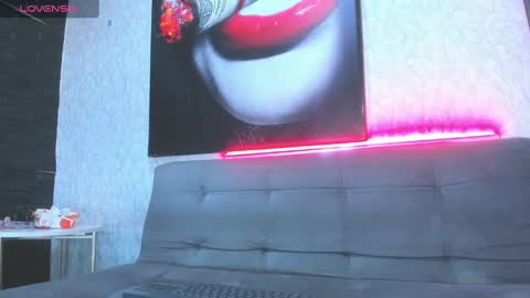 jd thebaby online show from 25, 1, 2025