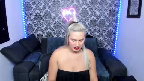 . Julianita y Valery . online show from 18, 10, 2025