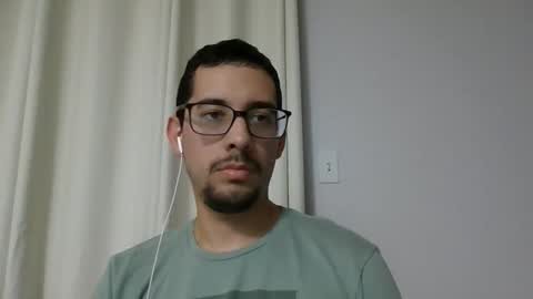 Snapshot of jean_hard_ chatting on 21, 10, 2025 jean_hard_ online show from 21, 10, 2025