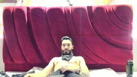 JEAN online show from 5, 3, 2026