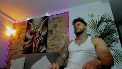 Snapshot of jean_lopez chatting on 3, 7, 2026 Jean axelcrow Modelo Independiente online show from 3, 7, 2026