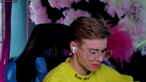 jean_wilsons online show from 17, 4, 2026