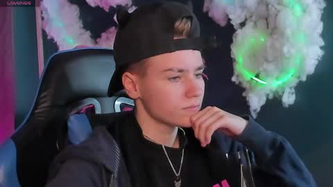 jean_wilsons online show from 23, 4, 2026