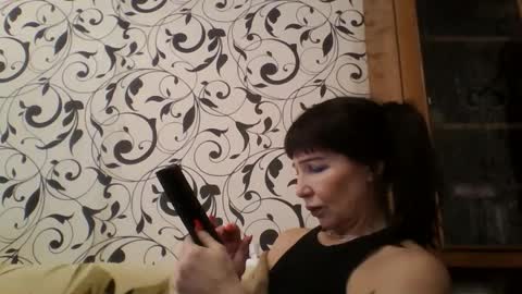 JeaneDavis online show from 17, 2, 2025