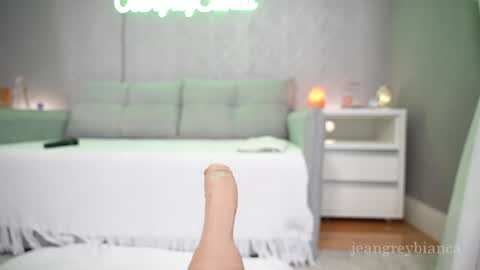Snapshot of jeangreybianca chatting on 12, 2, 2025 Bianca online show from 12, 2, 2025