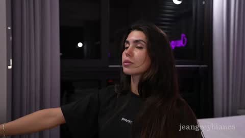 Snapshot of jeangreybianca chatting on 7, 10, 2025 Bianca online show from 7, 10, 2025