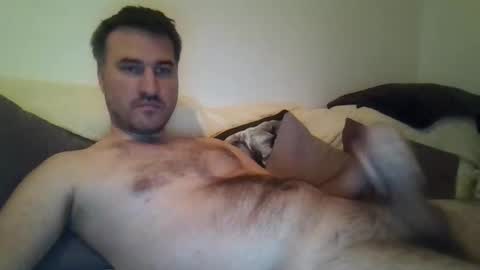 Snapshot of jebeni18 chatting on 5, 2, 2026 somefucker6666 online show from 5, 2, 2026