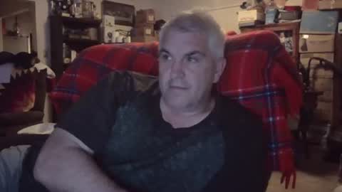 dadbody71 online show from 8, 2, 2026