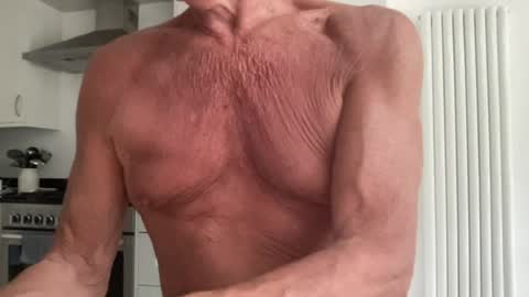 Snapshot of jeeves200 chatting on 10, 8, 2026 Sensual Jeeves online show from 10, 8, 2026