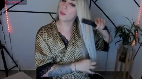  ashley   online show from 21, 9, 2025