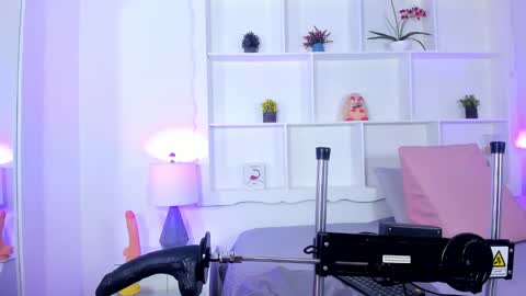 Jehn online show from 8, 3, 2025